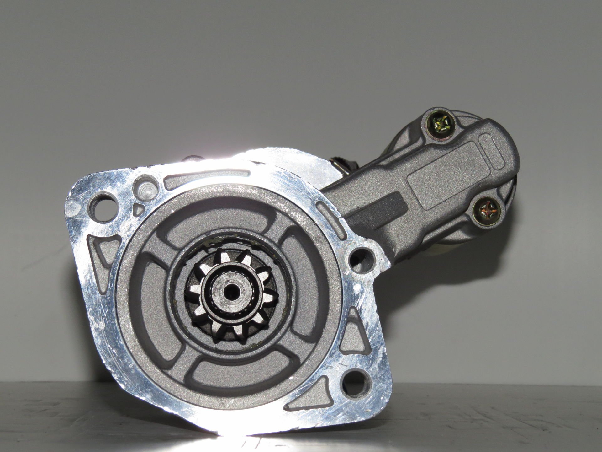 MEDOR STR 6047  MARŞ MOTORU HYUNDAI H100/L300  12V 10 DİŞ 2 KW   MD164977    M2T56182    M2T61071    3610042050 MD061154.