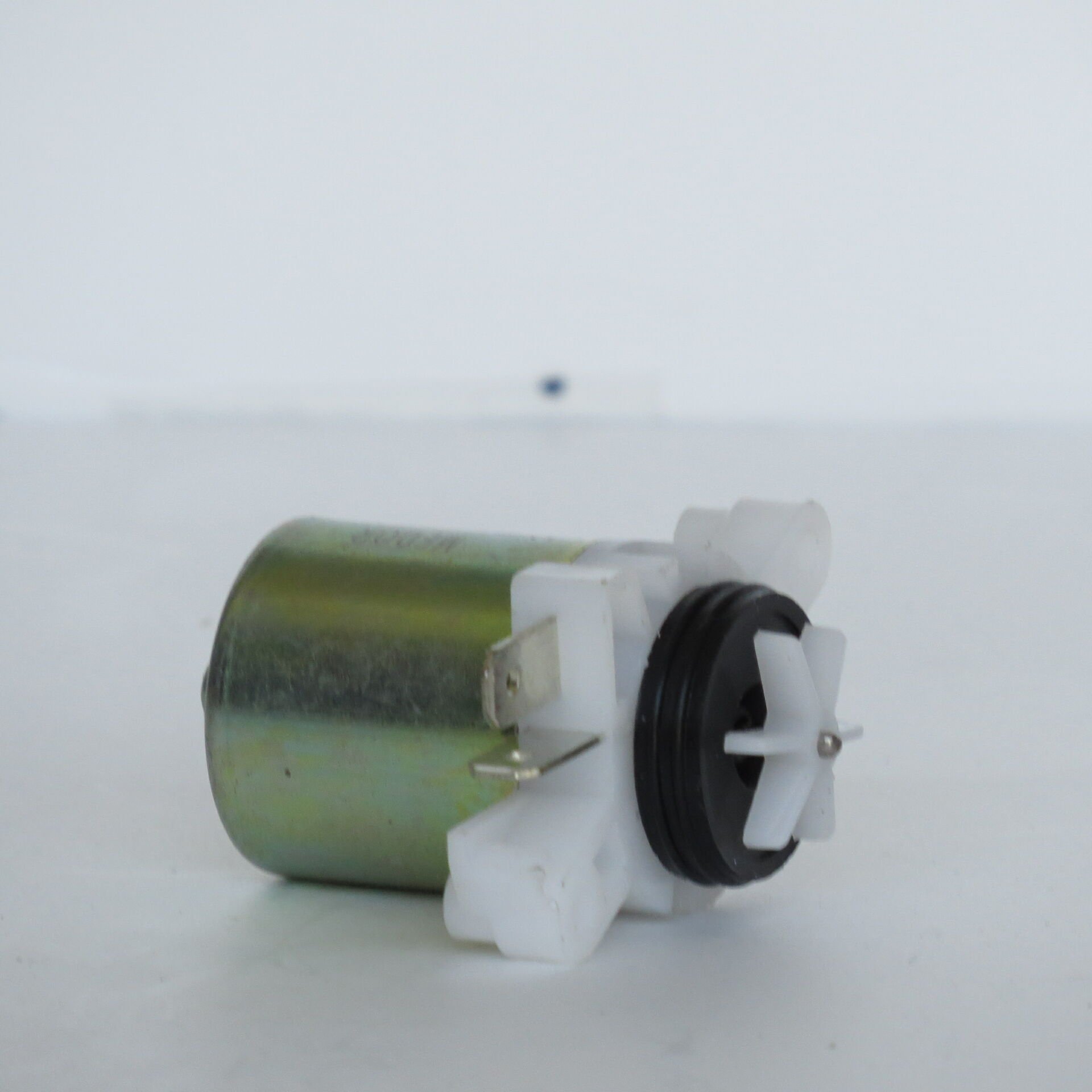 MEDOR WP 2004  SU MOTORU 12V  L300 YC648