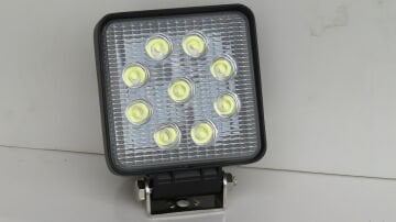 MEDOR 3652 9 LEDLİ KARE ÇALIŞMA LAMBASI ADET 27W 43,3,3652