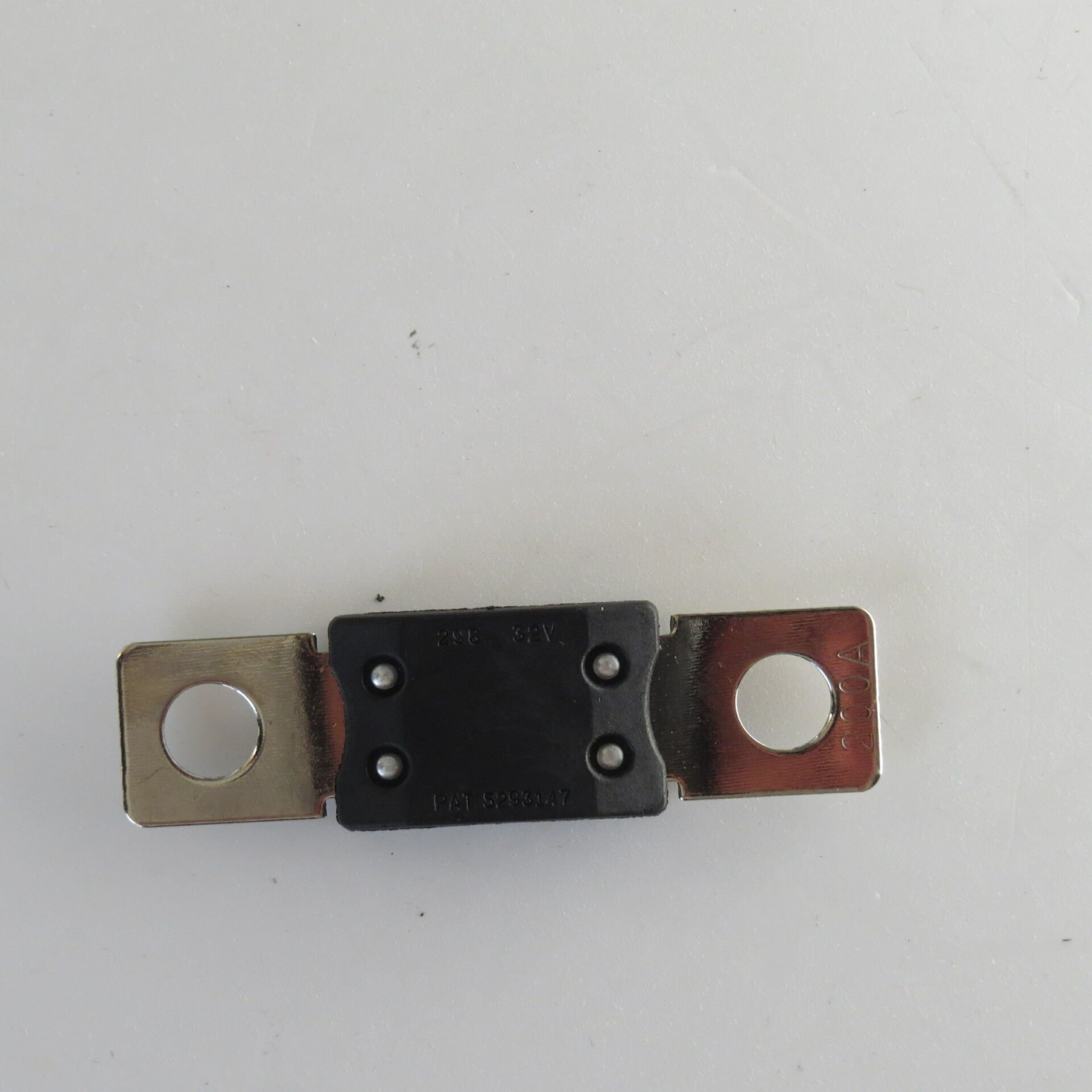 MEDOR MEGAVAL SİGORTA 250 AMPER