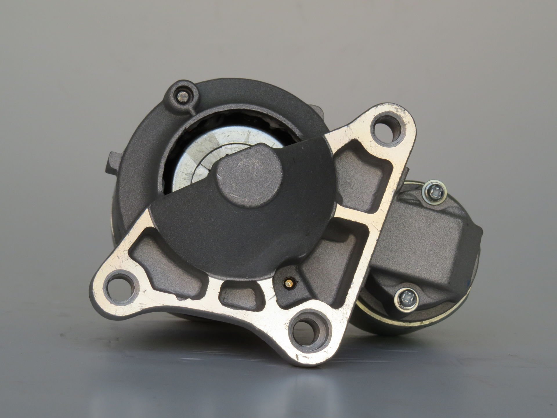 STR 3230  MARŞ MOTORU 12V 8 DİŞ MEGANE II CLİO III 8200049826   8200182178    8200266777    D7E27   D7E47    FS10B3 D7E19