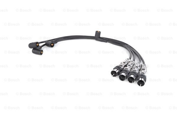 Buji Kablo SetiVW (VOLKSWAGEN); SKODA; SEAT Golf IV 2.0 199808 - 200405; Polo 2.0 Limousine 200307 - 200705; Golf IV 2.0 Variant 199905 - 200606; Bora 2.0 199809 - 200505; Sharan 2.0 200005 - 201003; Alhambra 2.0 200006 - 201003; Octavia 2.0 Co VWW 0