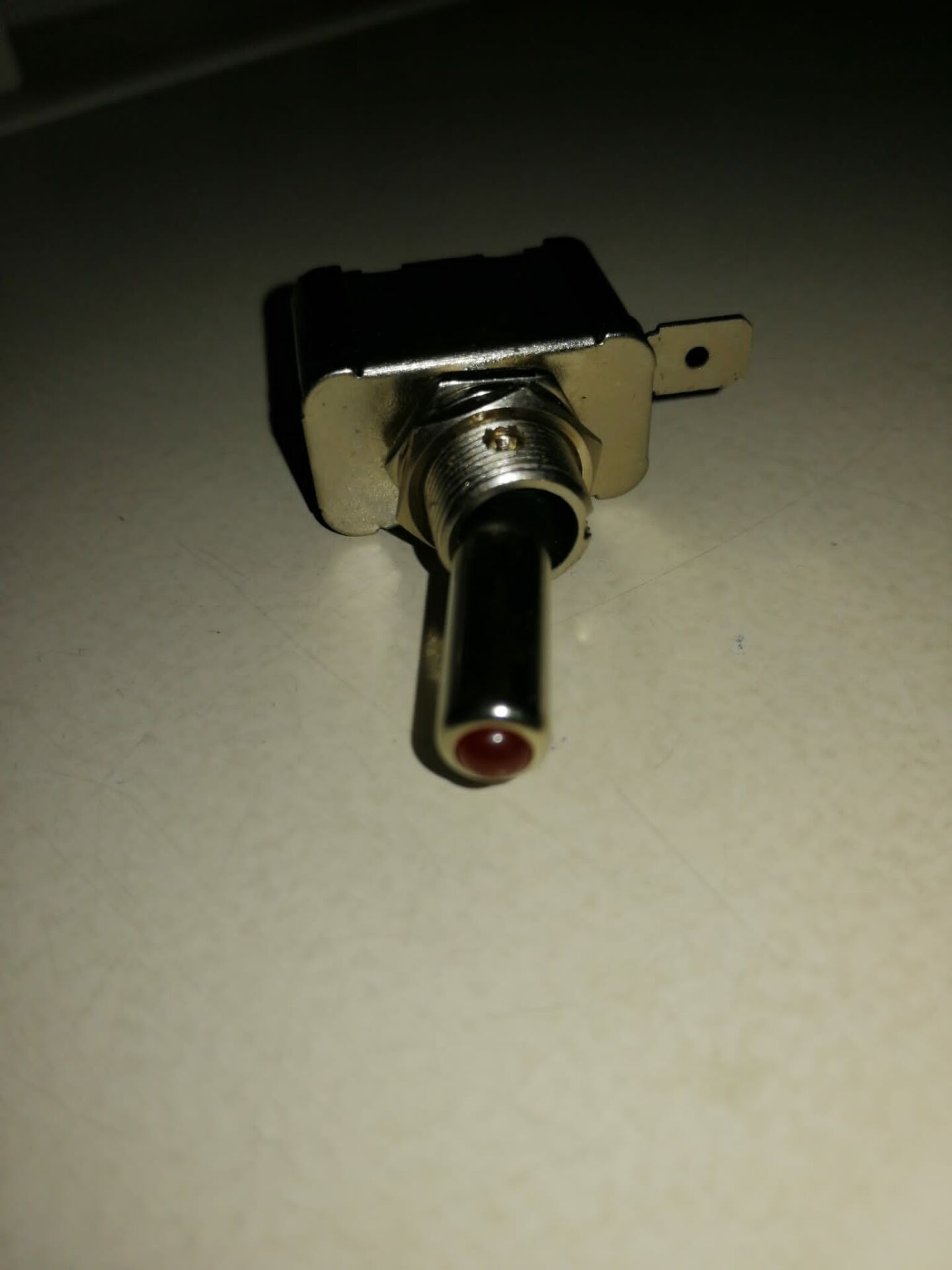 IC151 SAĞ SOL ANAHTAR METAL IŞIKLI  12V  LEDLİ TOGGLE SWİTCH