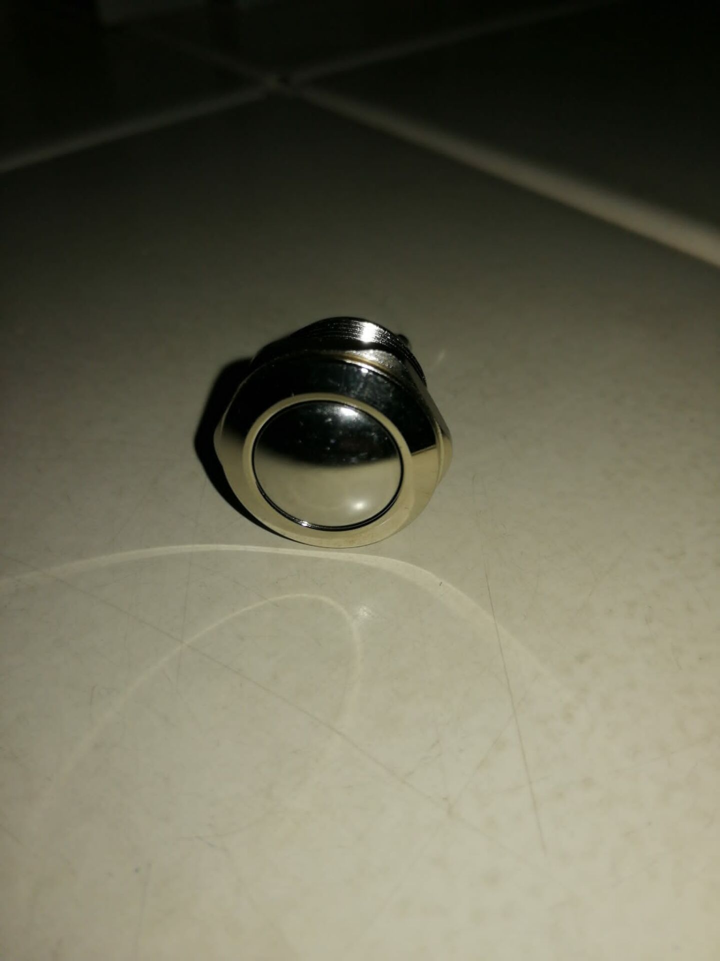 IC181 D61 19MM METAL BUTON BOMBELİ