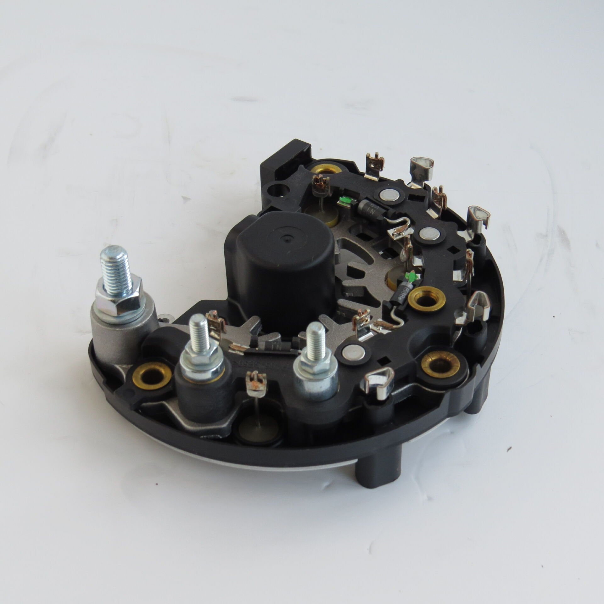 ISKRA MAHLE MGX1324  ALT.DİOT TABLASI 28V 110A IA1243-IA1133 LETRİKA MAHLE