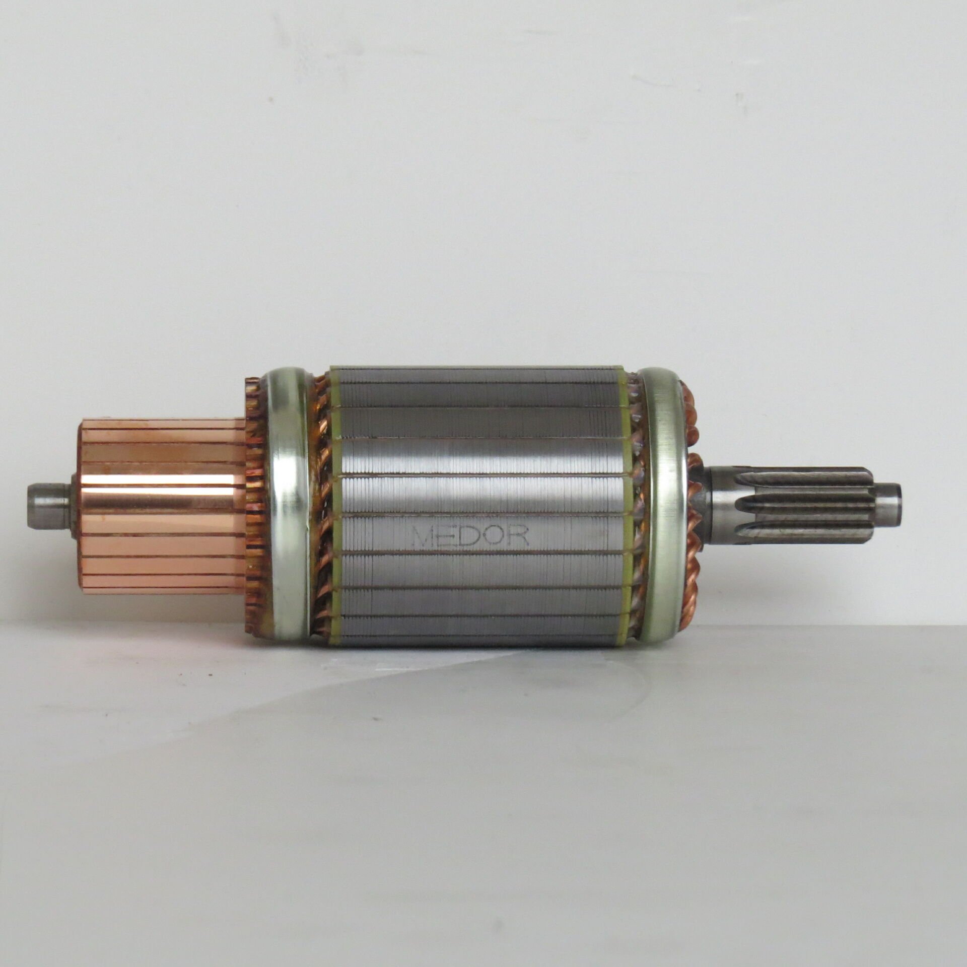 MEDOR IM 3133 MARŞ KOLLEKTÖRÜ 24V KOMATSU  PC200 E6 HYUNDAI 210LC-3 HITACHI ZAXIS 330  0241000030