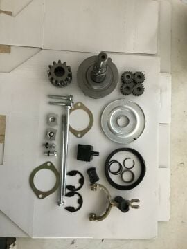 MD 79-9026 MARŞ TAMİR TAKIMI REDİKTÖR MİLİ ÇATAL  ORTA KAPAK LASTİK DİŞLİ KAFASI 12 DİŞ SEKMAN YÜZSÜK 39MT M9T20171 M9T84771 STR 9026 MITSUBISHİ TİPİ