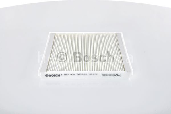 VOLVO V40 I 1.9D 01.1996 - 07.1999  BOSCH POLEN FİLTRESİ