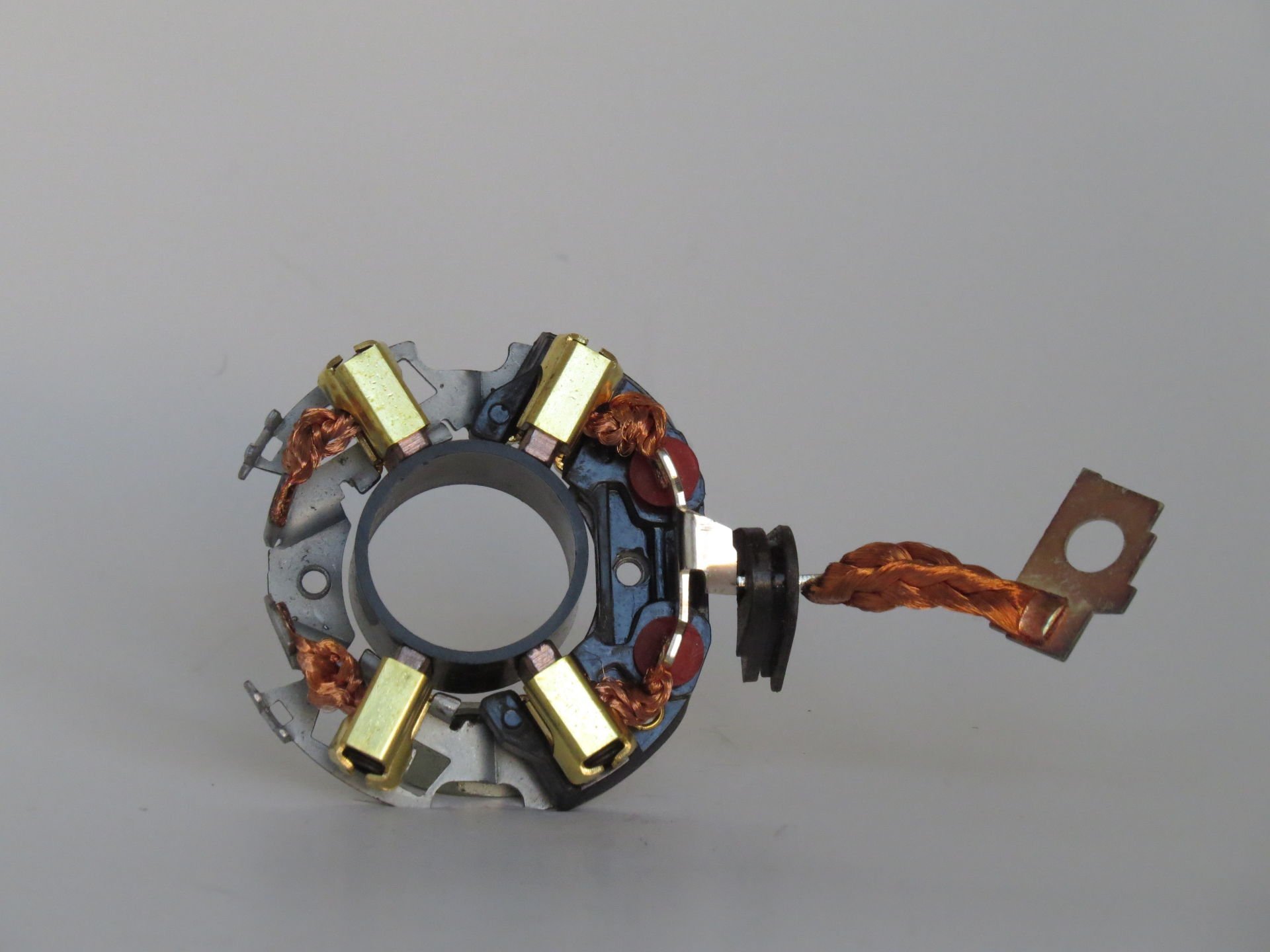 MEDOR BHB 6246    KÖMÜR YUVASI DİZEL KANGOO NISSAN DOBLO 1.9 EM 1004336934 1004336246 1004336125