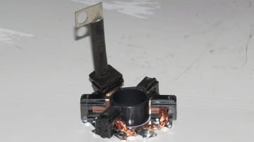 MEDOR BHD 8322    KÖMÜR YUVASI CLİO MEGAN  1,5 DCI 81229B
