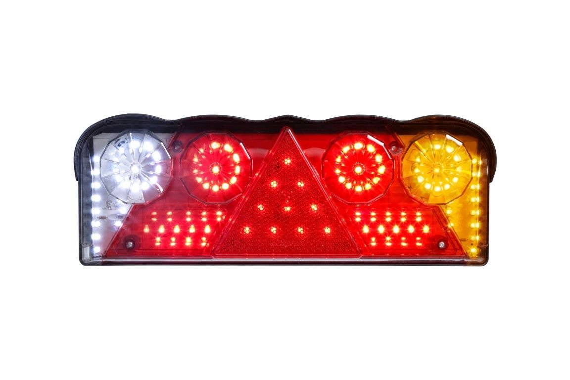 YD-D-914 S-4204 LED AMP ÇIKIŞ ORTASI UCGEN STOP SA