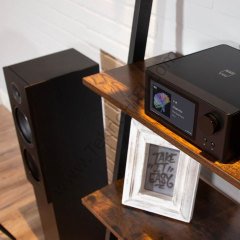 NAD C 700 BluOS Streaming Amplifikatör