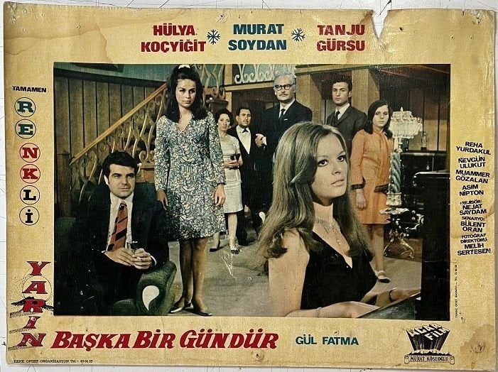 Yarın Başka Bir Gündür - Hülya Koçyiğit - Murat Soydan - Tanju Gürsu - Lobi Kartı - Haliyle