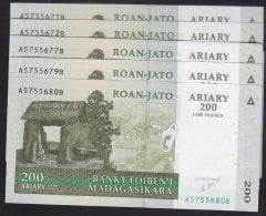MADAGASKAR 200 ARIARY 1000 FRANK 2004 ÇİL - 10 ADET SERİ TAKİPLİ