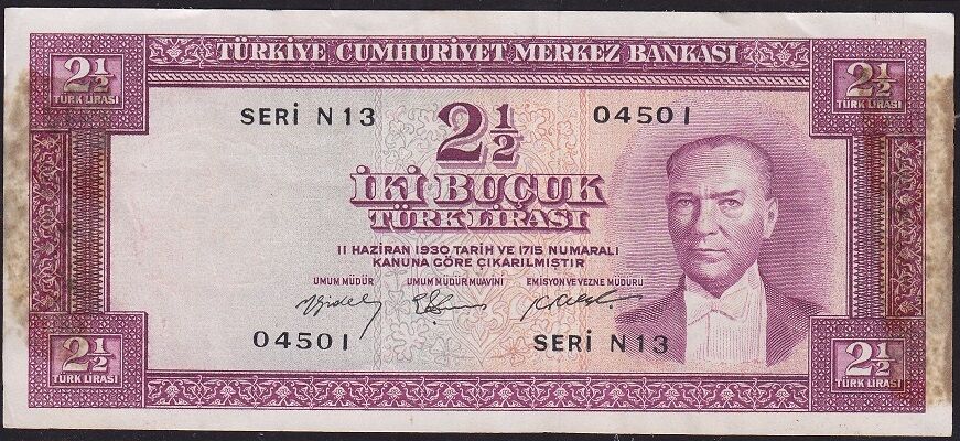 5.Emisyon 2.Tertip 2.5 Lira N13 04501 Çok Temiz ( yapıştırmadan dolayı  )