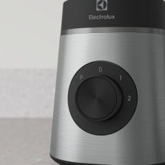 Electrolux E4CB1-6ST Smoothie Blender