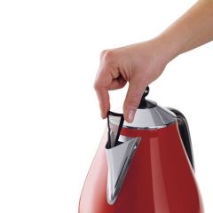 Delonghi KBO2001.R Icona Kettle