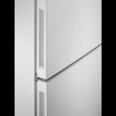 Electrolux LNT6ME46W3 600 TwinTech® Solo Buzdolabı