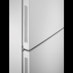Electrolux LNT6ME46W3 600 TwinTech® Solo Buzdolabı
