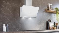 Siemens LC66KPJ20T iQ300 Duvar Tipi Davlumbaz 60 cm Beyaz Cam Yüzey