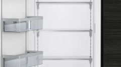 Siemens FI24NP33 iQ700 Ankastre Derin Dondurucu 212.5 x 60.3 cm Düz Menteşe