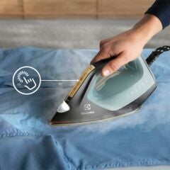 Electrolux E8ST2-8OG Renew 800 Buharlı Ütü