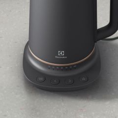 Electrolux E7K1-6BP Su Isıtıcı (Kettle) 1.7 Litre 2400 Watt