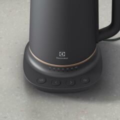 Electrolux E7K1-6BP Su Isıtıcı (Kettle) 1.7 Litre 2400 Watt