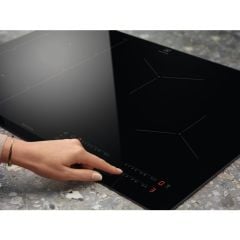 Electrolux EIS82441 SenseBoil İndüksiyonlu Ocak