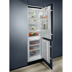 Electrolux LNG7TE18S Ankastre Buzdolabı 256 Litre