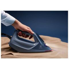 Electrolux E8ST1-6DBM Buhar Kazanlı Ütü