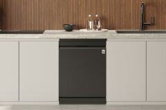 LG Bulaşık Makinesi | QuadWash™ | Ayarlanabilir Raflar | Mat Siyah