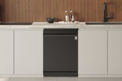 LG Bulaşık Makinesi | QuadWash™ | Ayarlanabilir Raflar | Mat Siyah