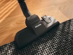 Miele Classic C1 Junior Elektrikli Yer Süpürgesi