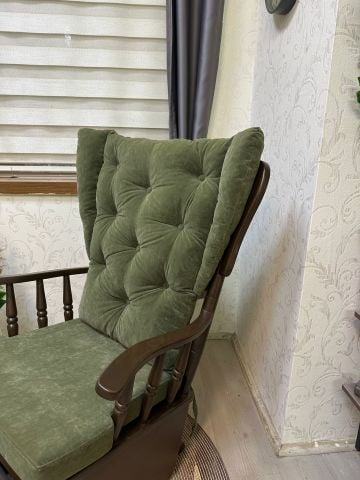 Asedia Mama Puflu Ceviz Yeşil Minderli Sallanan Sandalye