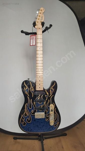 Fender James Burton Telecaster Akçaağaç Blue Paisley Flames Elektro Gitar