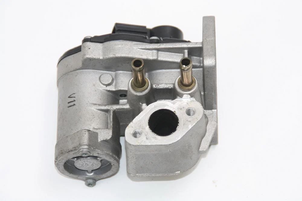 Volkswagen Golf 5 2004 - 2009 1.6 FSI BLF Motor Egr Valfi İthal Marka 03C131503B