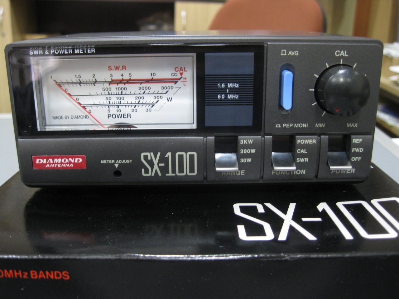 Diamond SX-100 HF SWR-Watt Metre