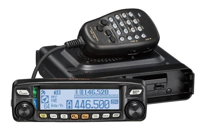 Yaesu FTM-100DE (Üretimden kalktı)