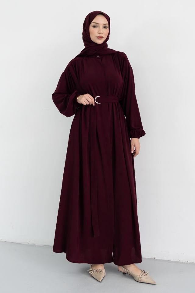 Omuzdan Büzgülü Ferace