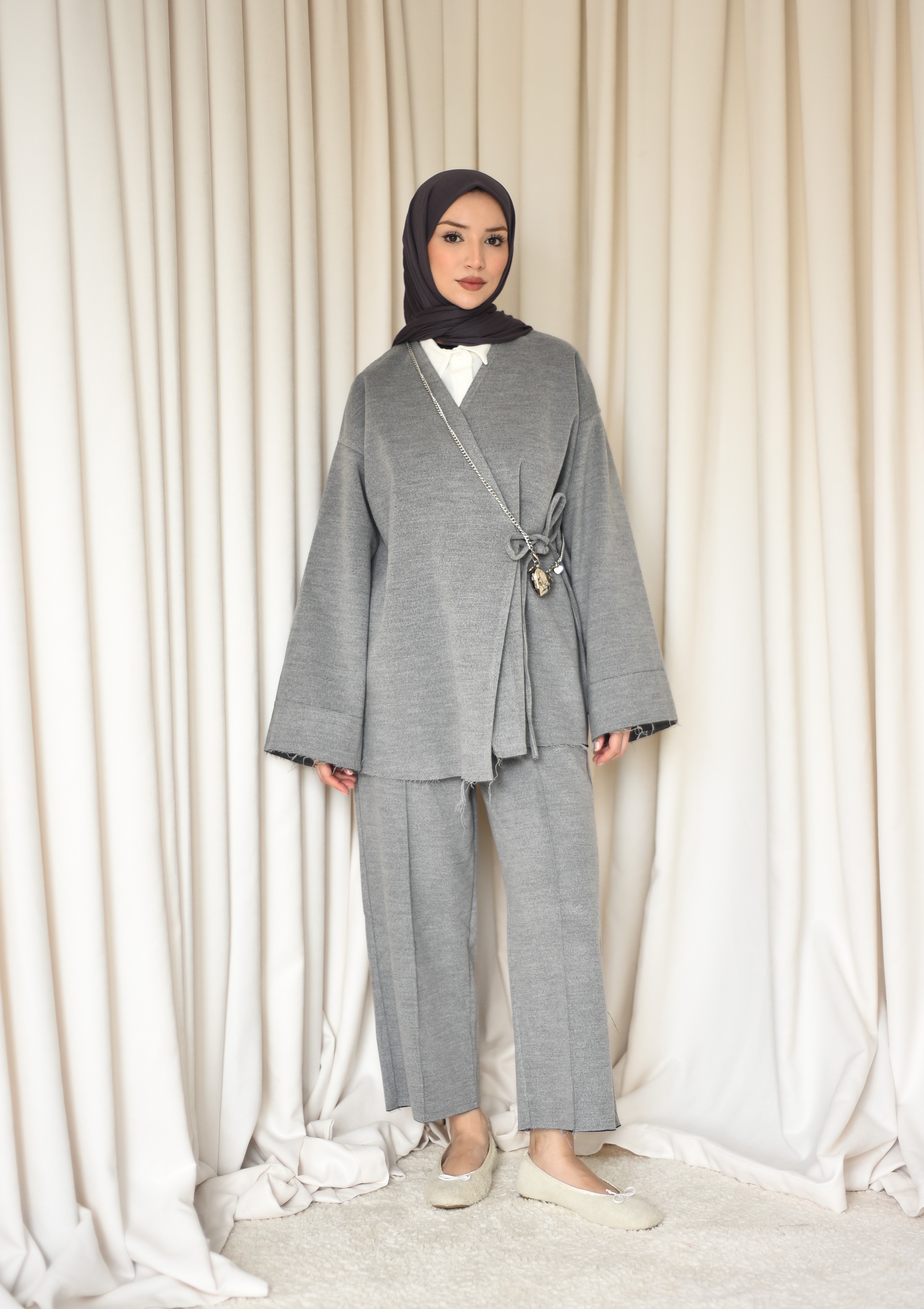 Yandan Bağlamalı Kaşe Takım - gri