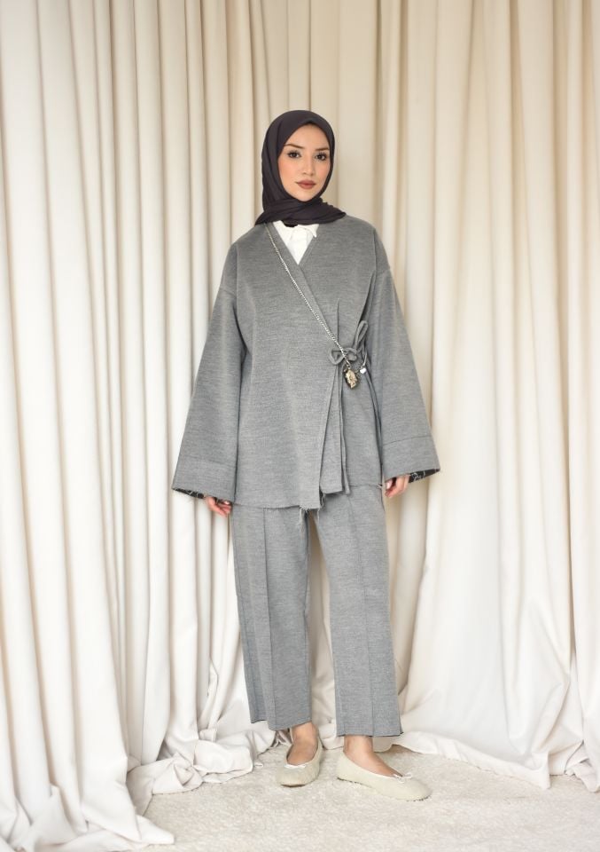 Yandan Bağlamalı Kaşe Takım - gri