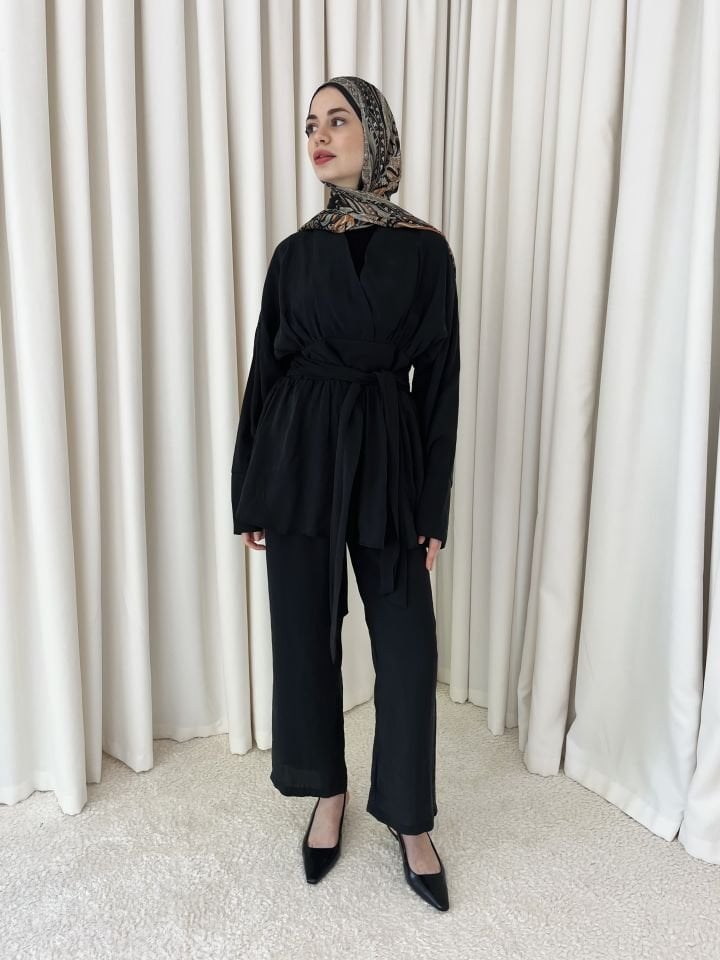 Modal Kuşaklı Pantolonlu Takım