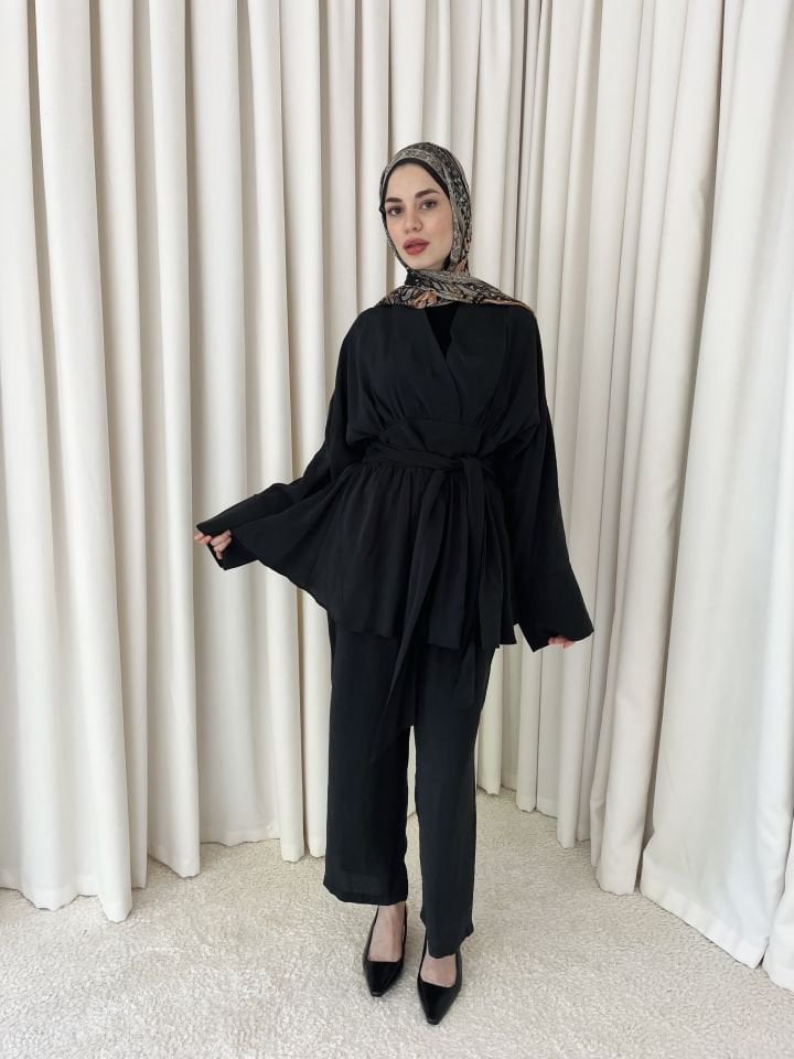 Modal Kuşaklı Pantolonlu Takım