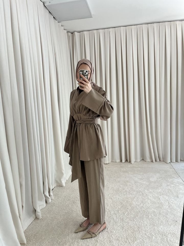 Modal Kuşaklı Pantolonlu Takım