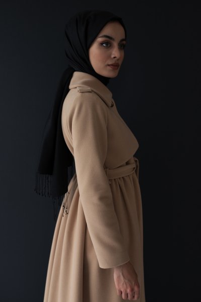 DÜĞMELİ ROBALI KAŞE KABAN