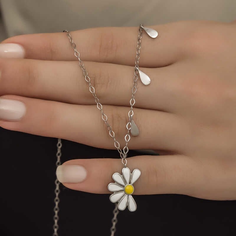 Gümüş Rodyum Papatya Seviyor Sevmiyor Bayan Kolye