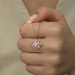 Gümüş Rose Pembe Taşlı Umut Çiçeği Kolye