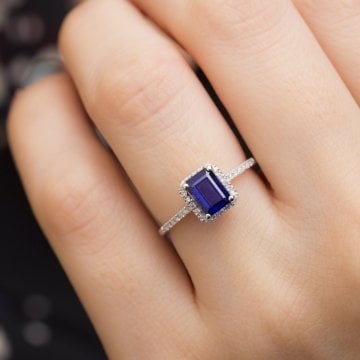 1,49 Karat Pırlantalı Safir Yüzük ''Cache''