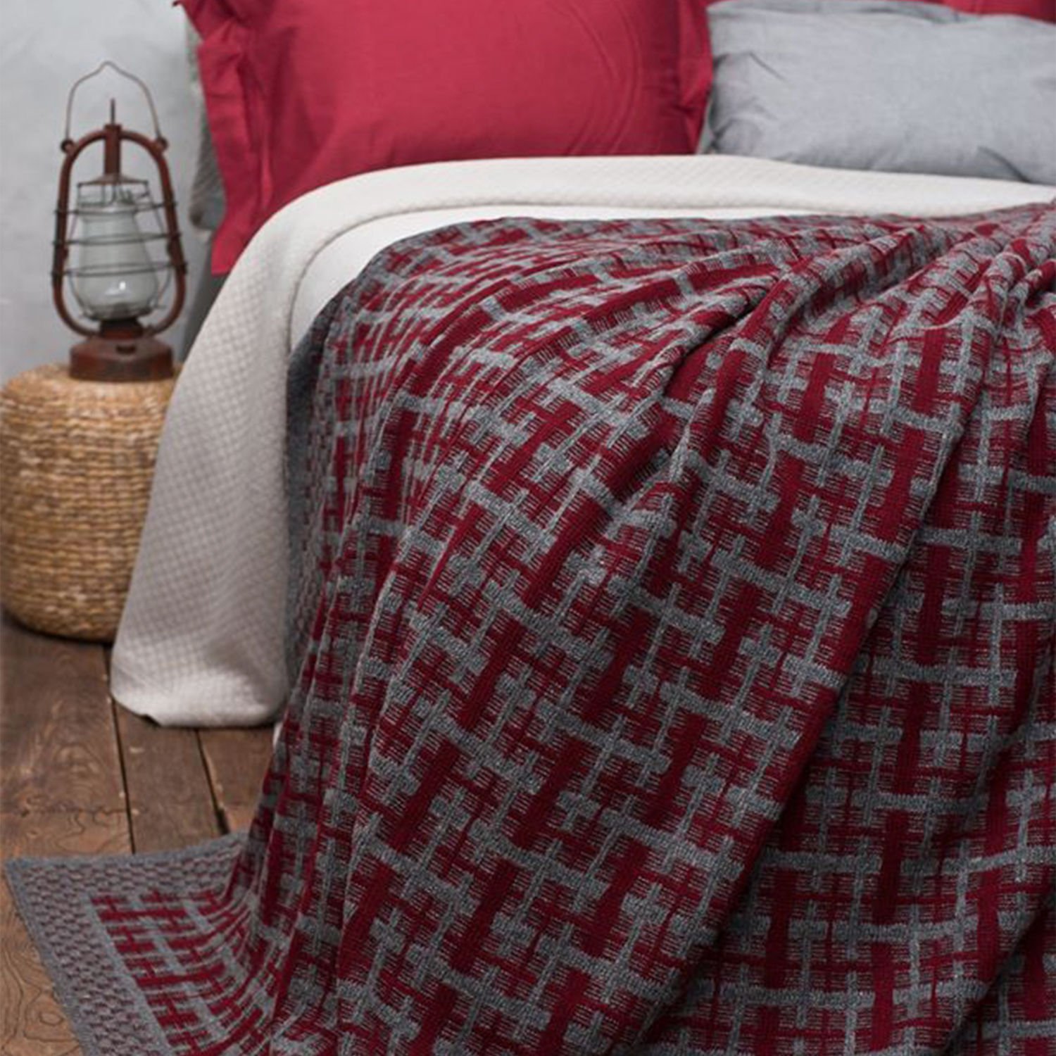 Ekose Desenli Örgü Battaniye Antrasit - Bordo